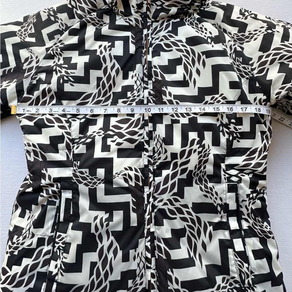 Burton Puffer Reversible Snowboarding/Ski coat - Picture 7 of 10
